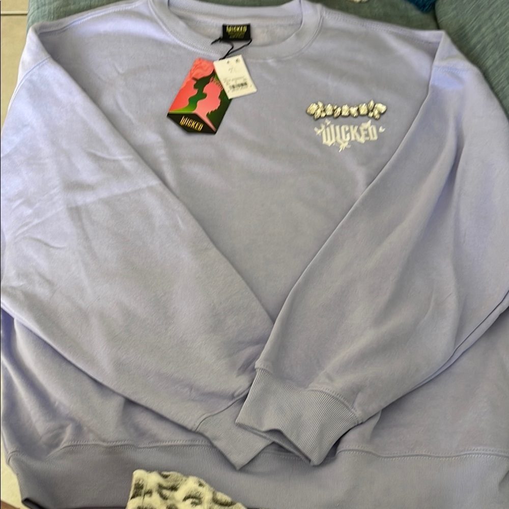 Purple Crewneck Sweater Soft Comfortable Design